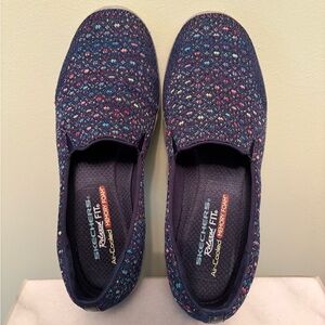 EUC Skechers Reggae Fest Wicker Slip-ons Size 8.5M